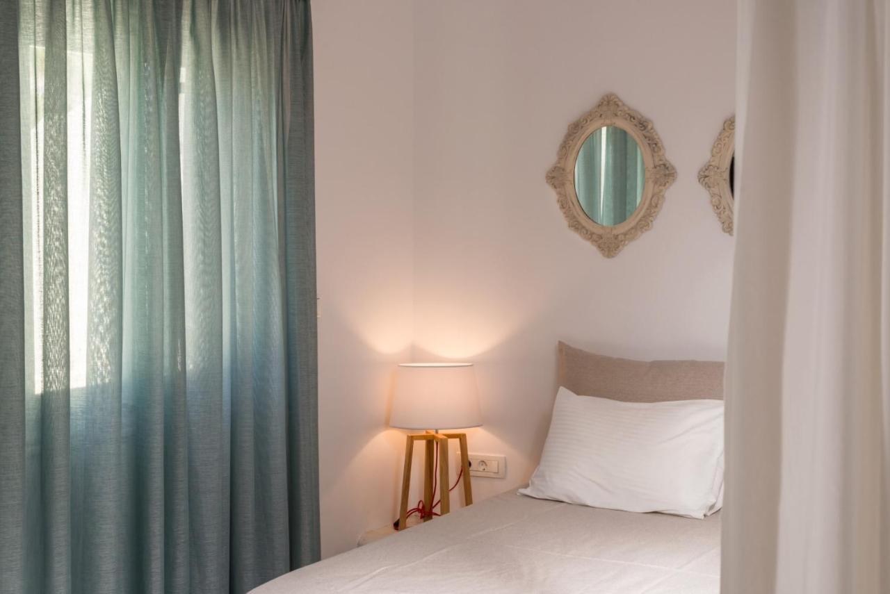 Hermes Hotel Камари Экстерьер фото